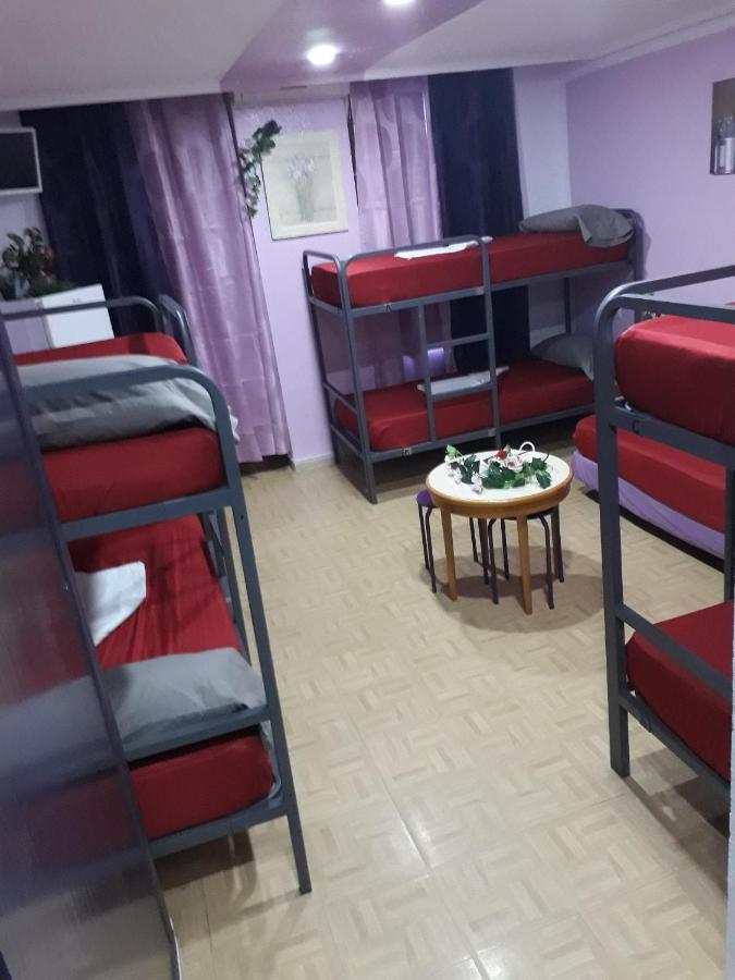 Hostel Mayor *