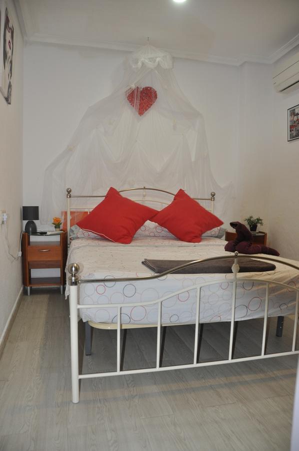 Hostel Mayor *